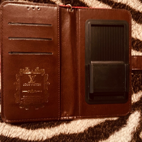 Cell phone case - Picture 3 of 3